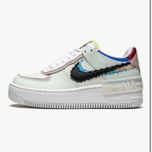 Nike White and Black Sneakers with Layered Design